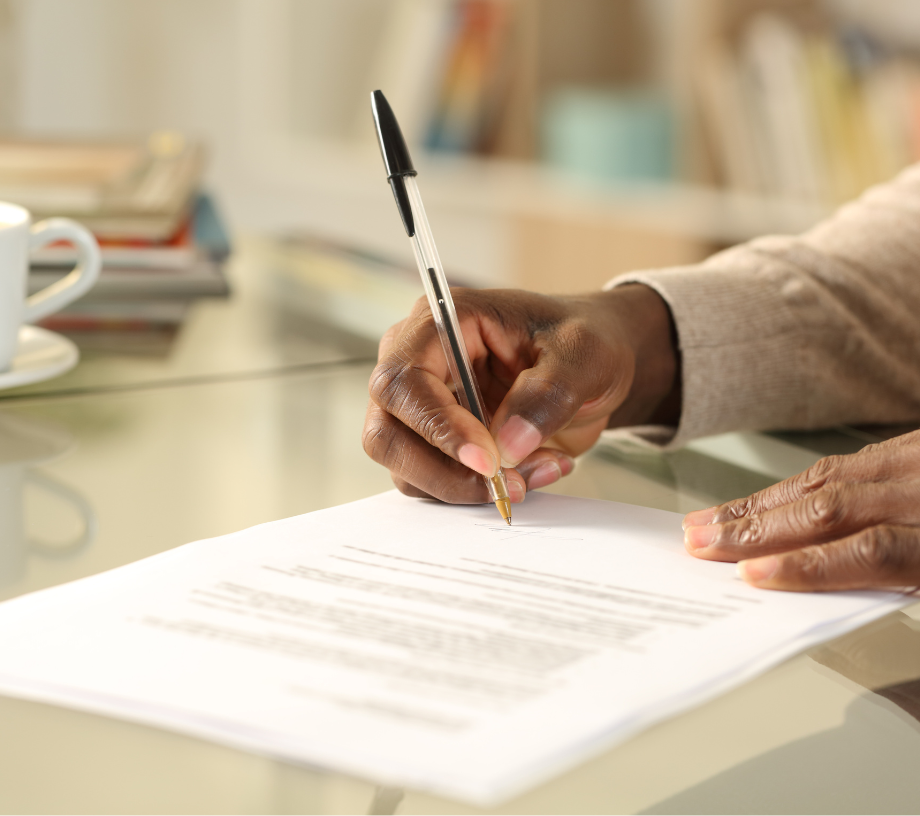 signing-contract-920x816px